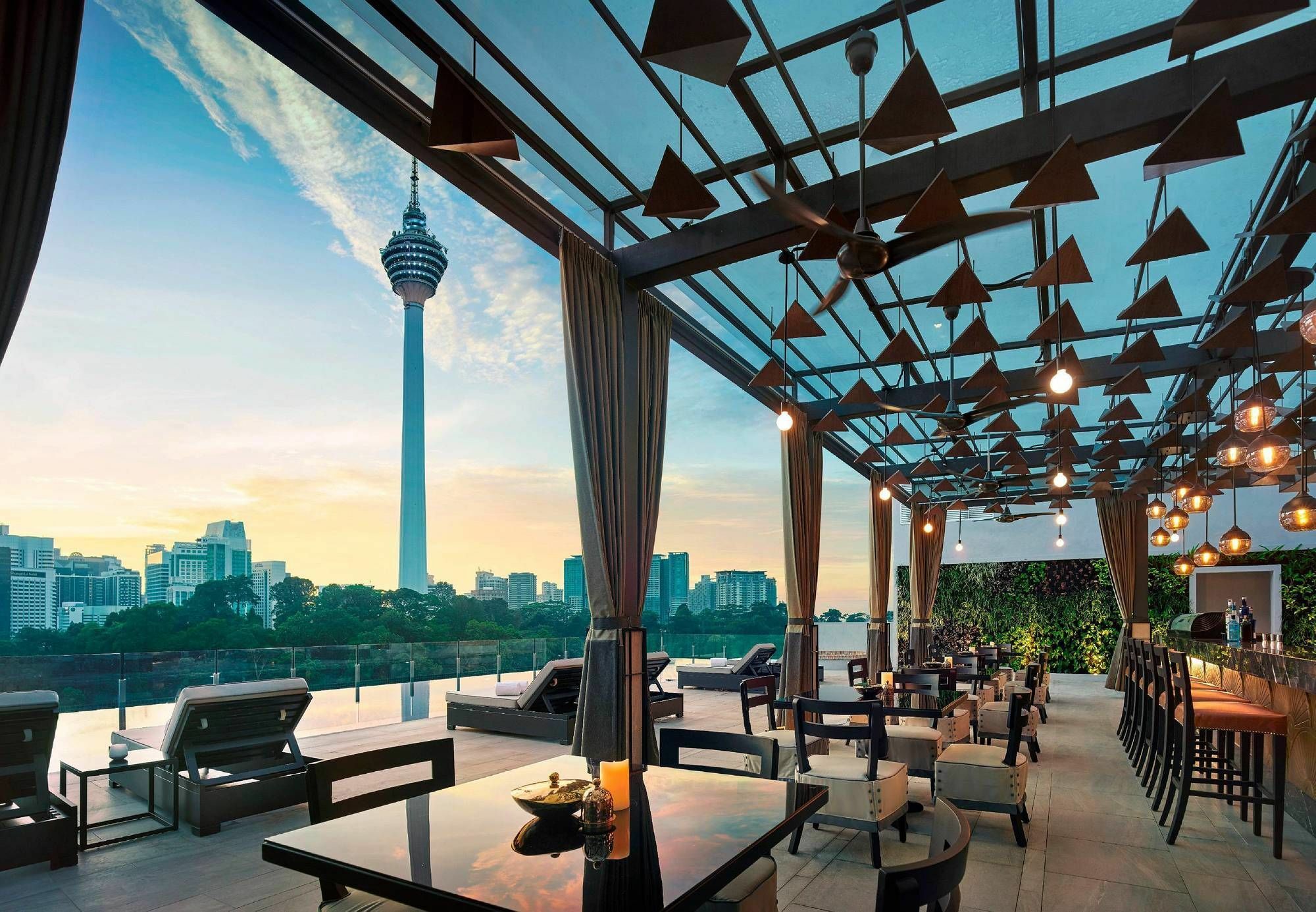 Hotel Stripes Kuala Lumpur, Autograph Collection Exterior foto